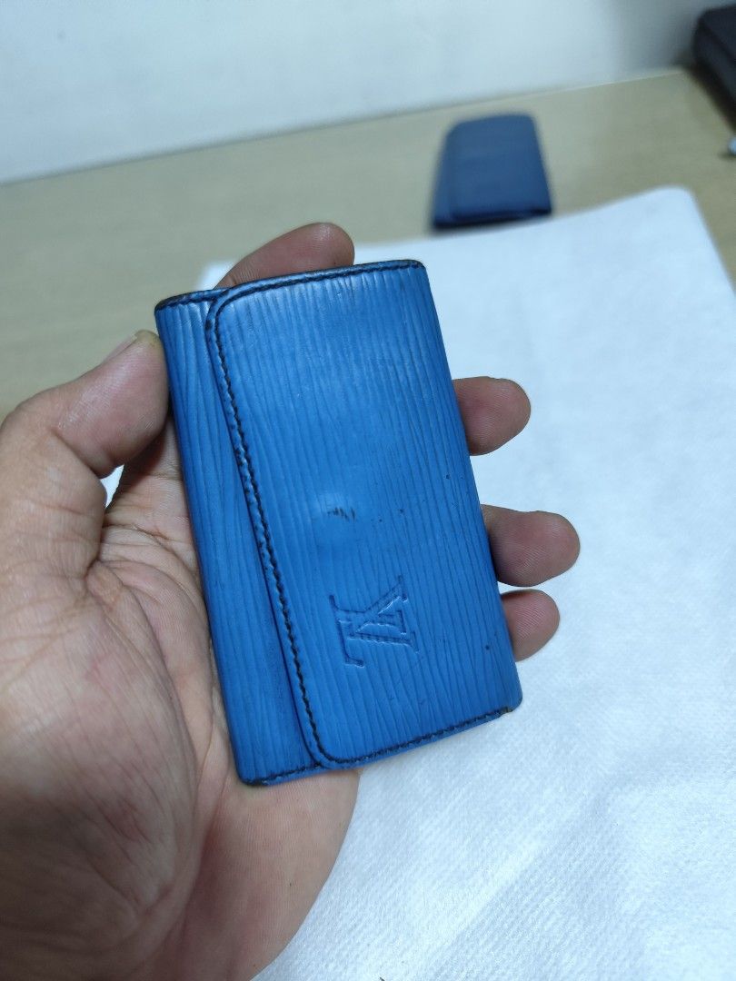 Lv epi (Category: Luxury Bags & Wallets) located in Manila. Submitted by mistej (Listing ID 1295215760, Image 1). Description: lv epi blue key holder vintage authentic guaranteed chek detaild of condition.