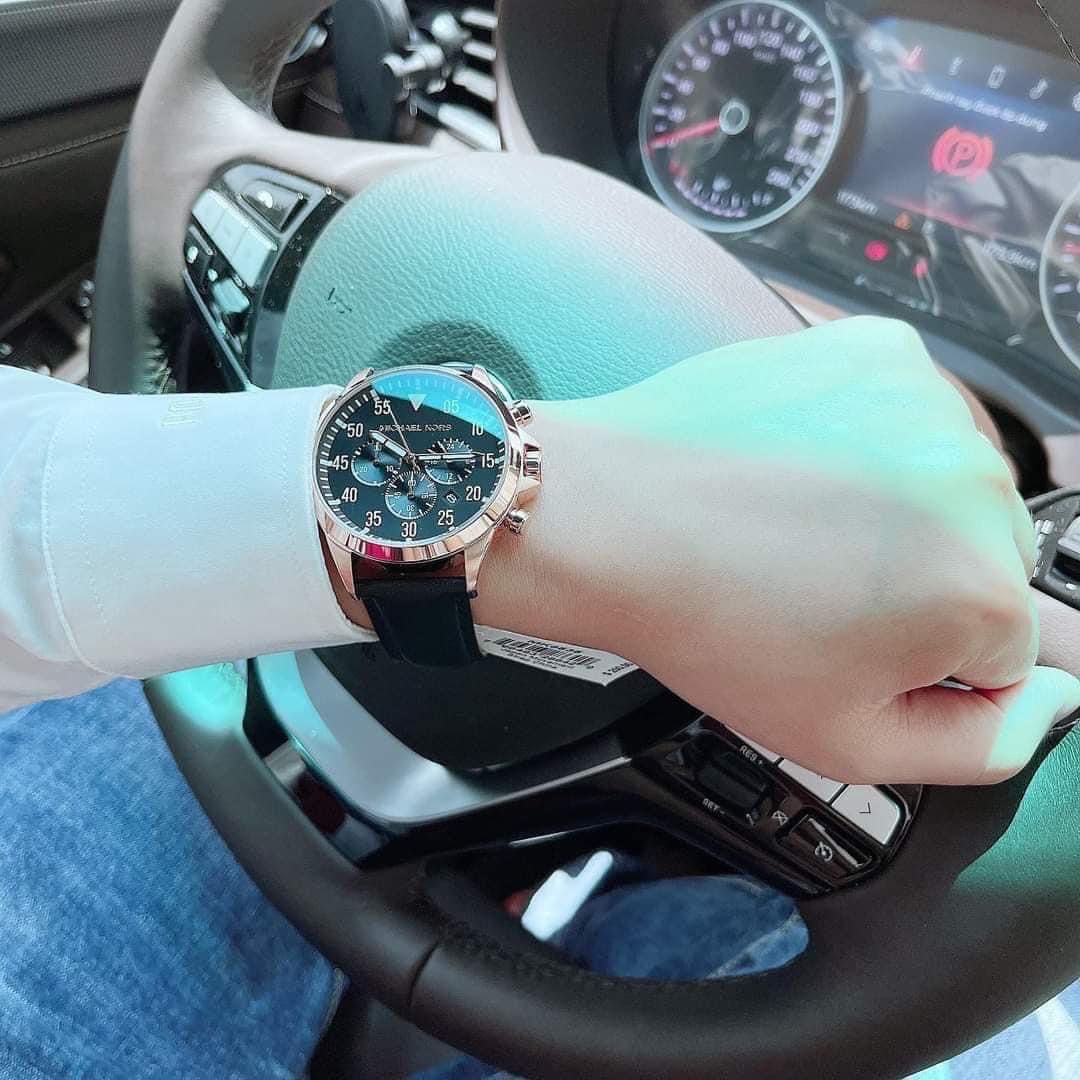 Michael Kors Men s Gage Chronograph Leather Watch MK 8535 Men s Fashion Watches Accessories Watches on Carousell