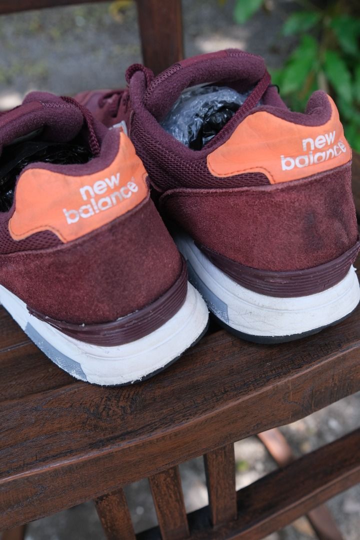 New Balance 565 Classic Red ML565BLN Size 41.5 Fesyen Pria Sepatu Sneakers di Carousell
