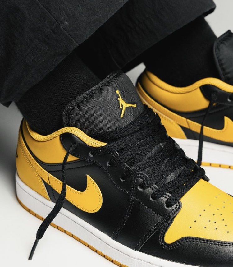 jordan 1 low yellow toe