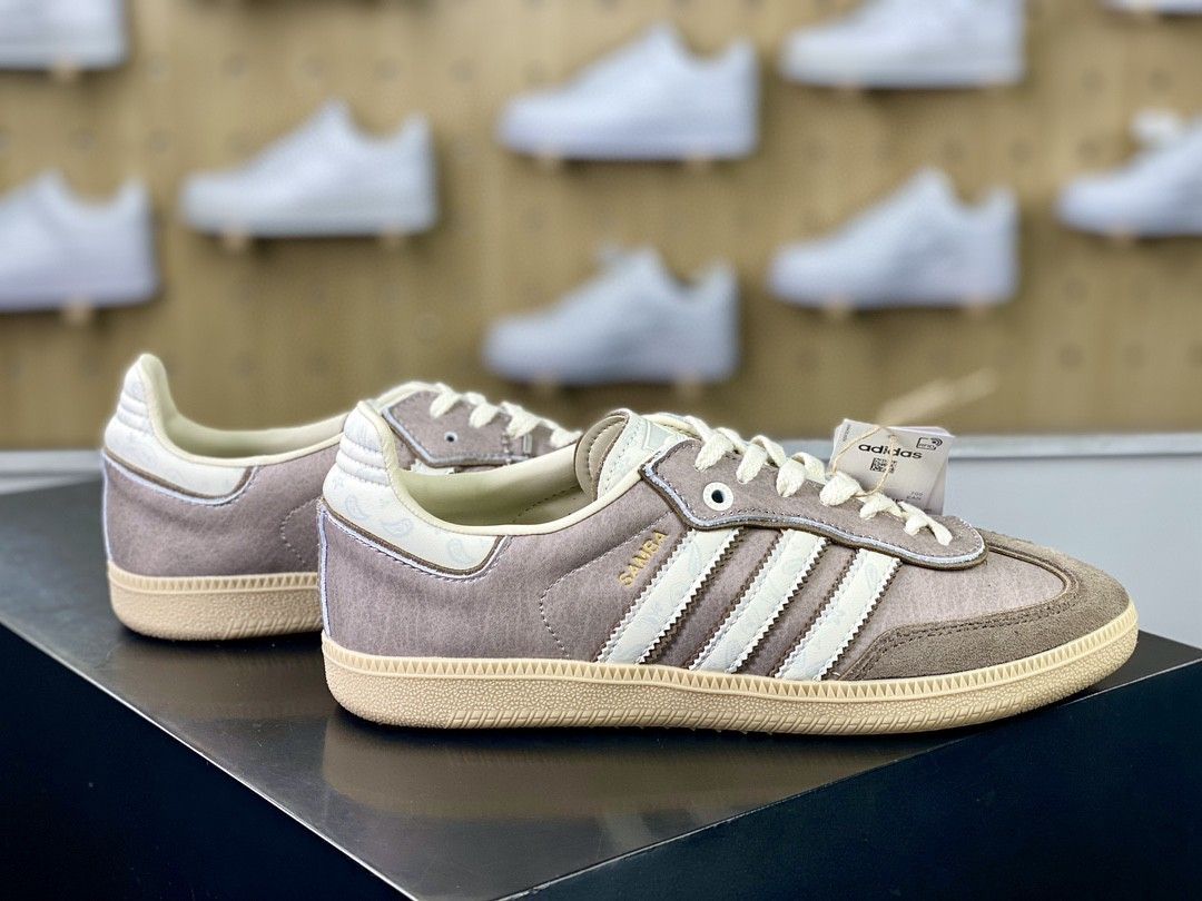 Adidas originals consortium top