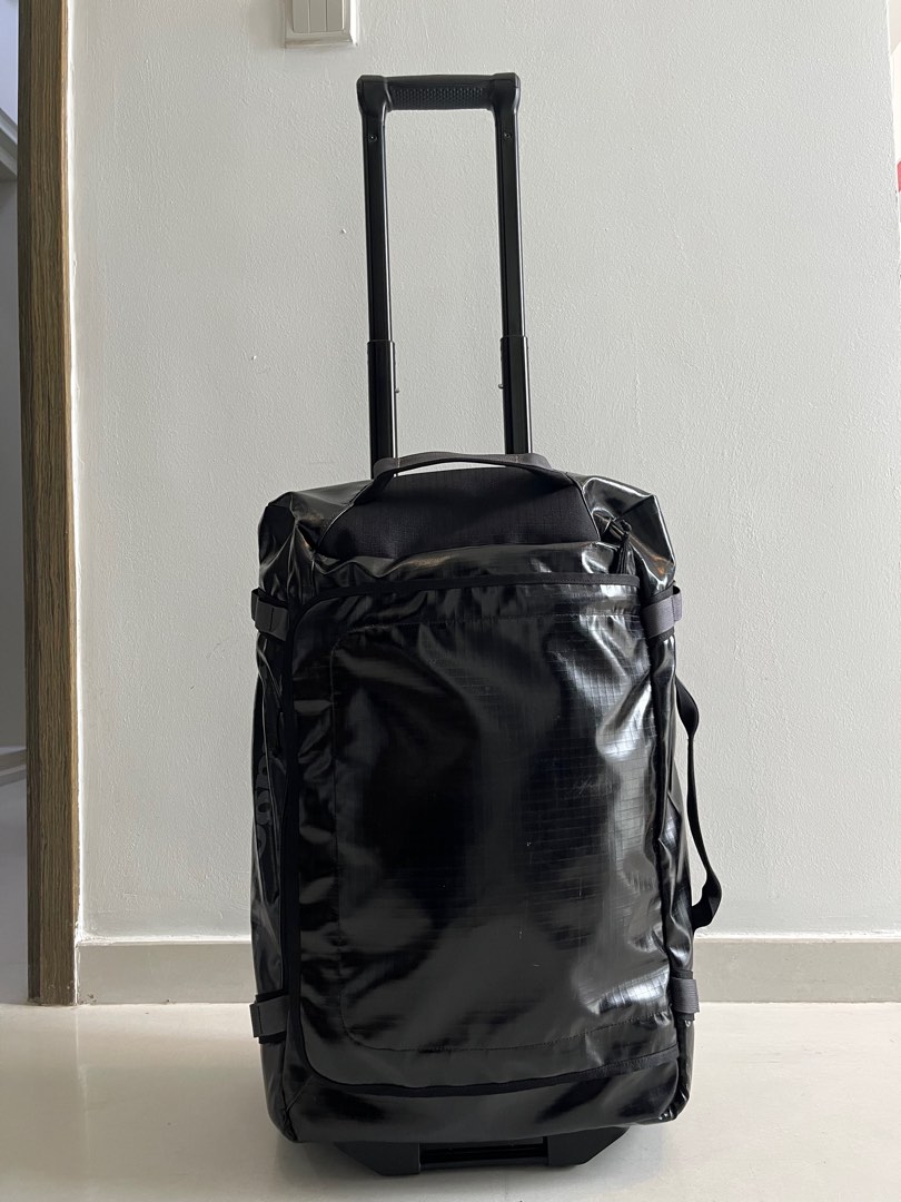 Patagonia Black Hole Wheeled Duffel Bag 40L, Hobbies Toys