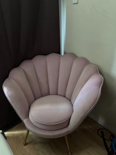 Pink Seashell 1 seater chair sofa (Victoria Mondiale - Thelma)