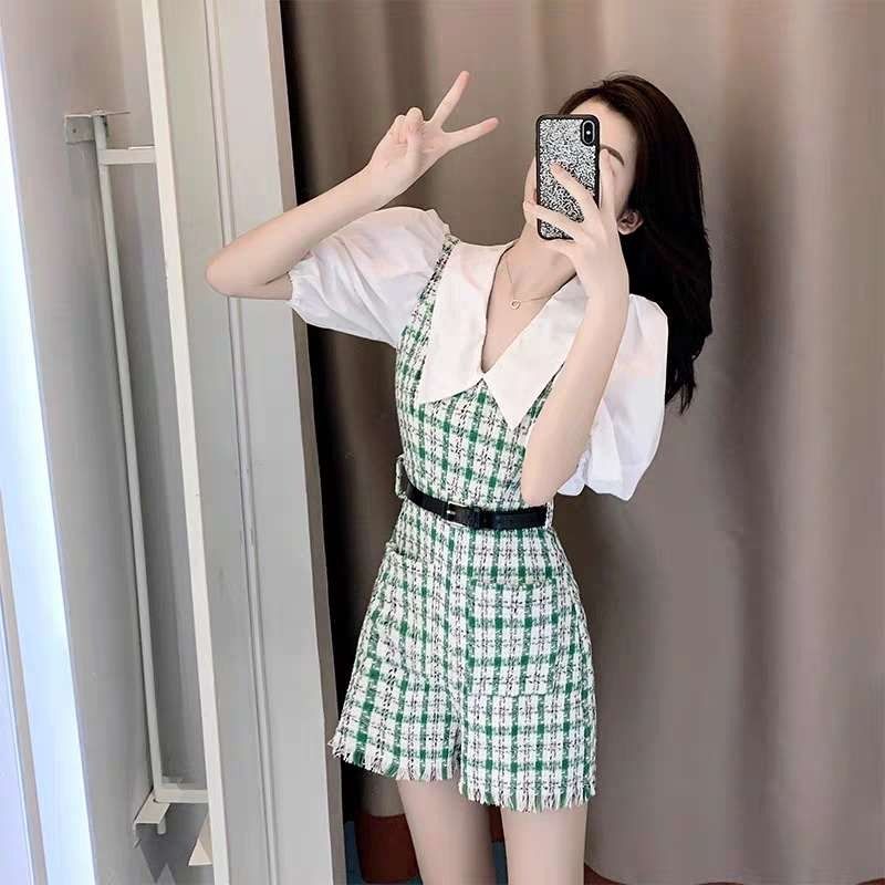 Preloved Small Vintage Style V Neck Jumpsuit XS Women s Fashion Dresses Sets Jumpsuits on Carousell