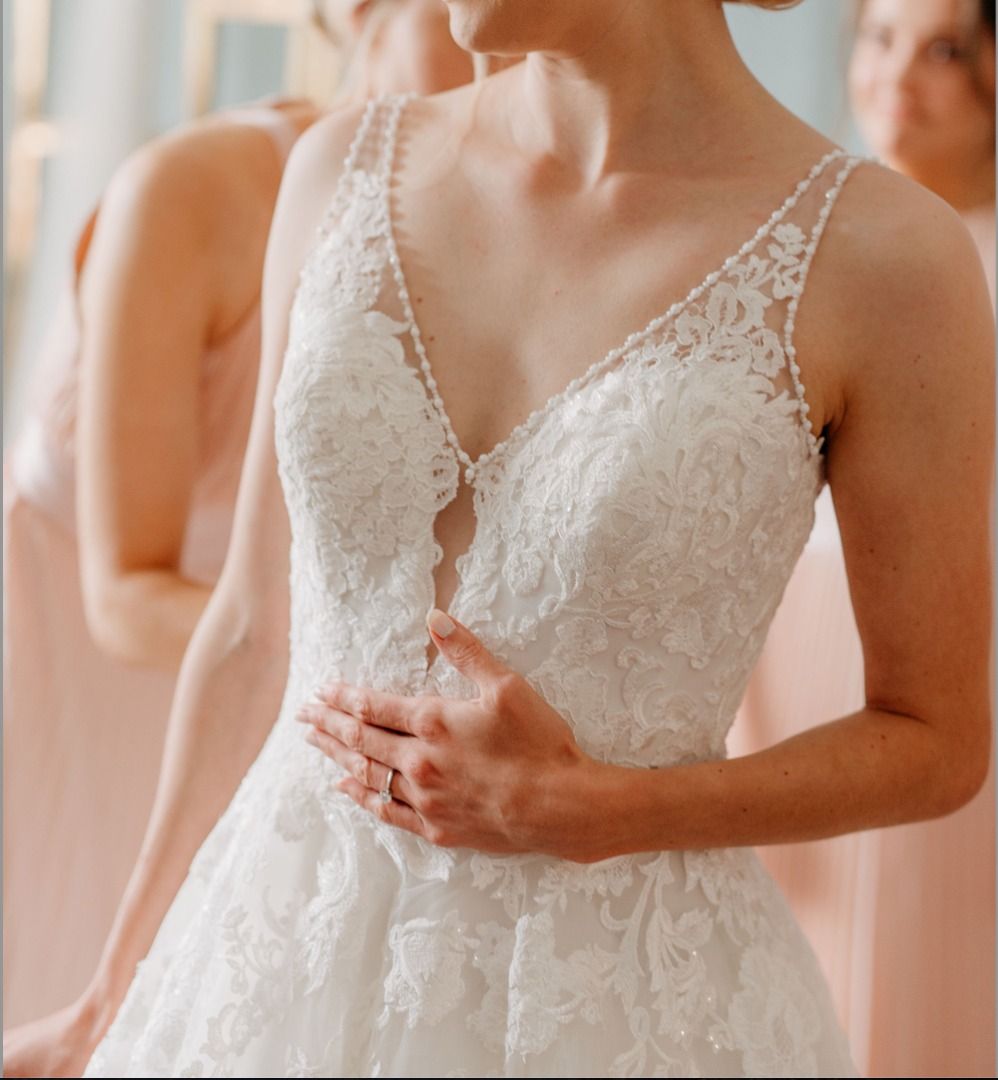 Pronovias Elsira Wedding Dress white Carousell