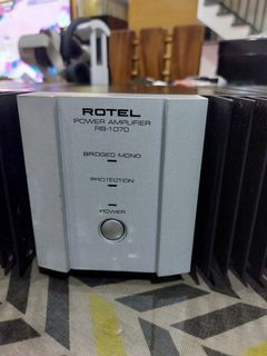 Rotel RB1070 Power Amplifier