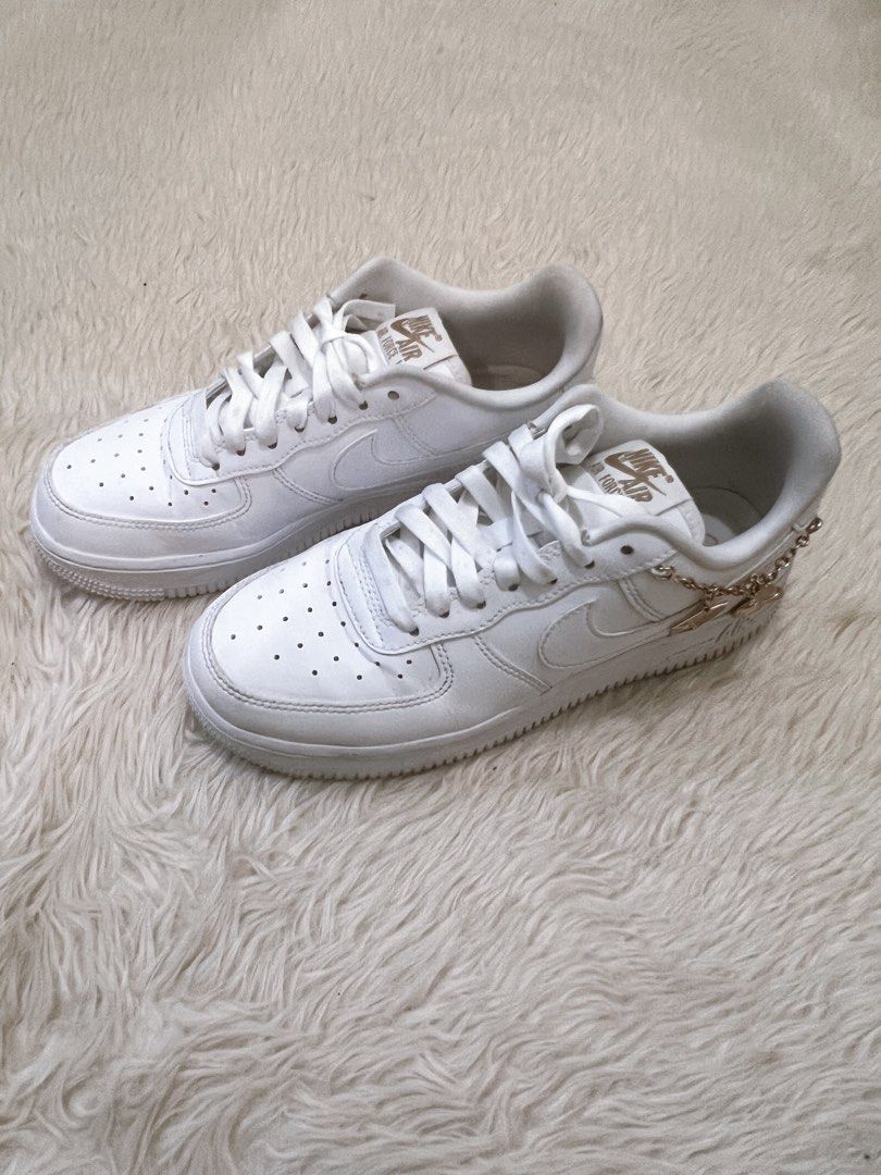 WMNS Nike Air Force 1 '07 LX (Category: Sneakers) located in Manila. Submitted by nothingbutgood (Listing ID 1295225479, Image 3). Description: Bought this higher than the retail price since it’s a hype that time. Php 7,999. Used twice or thrice only. RFS: A lot of shoes, haven’t used this. .