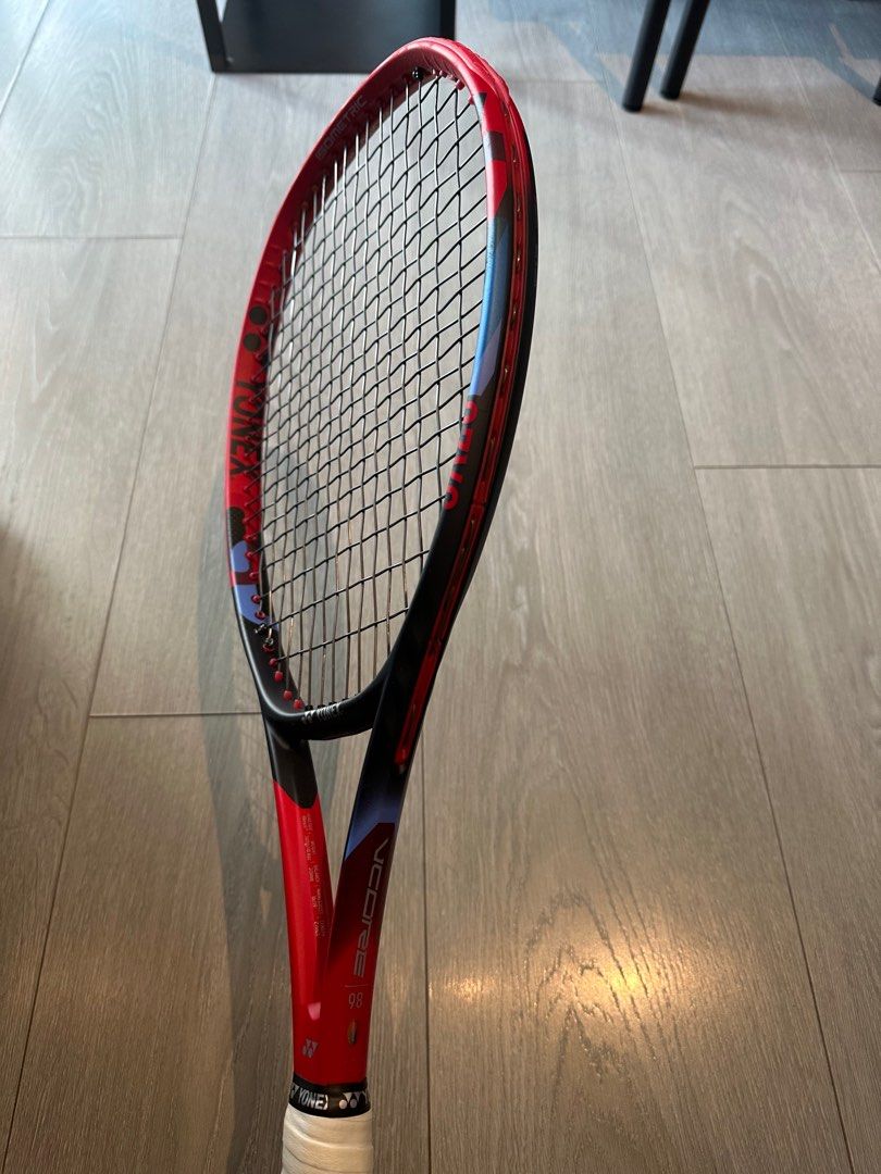 Yonex vcore 98 2023 g2網球拍, 運動產品, 運動與體育, 運動與體育