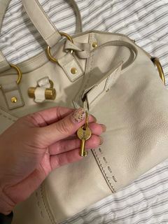 （分類：）位於 。 由 just__preloved 提交（商品編號 1295301729，圖片 1）。簡介： 。