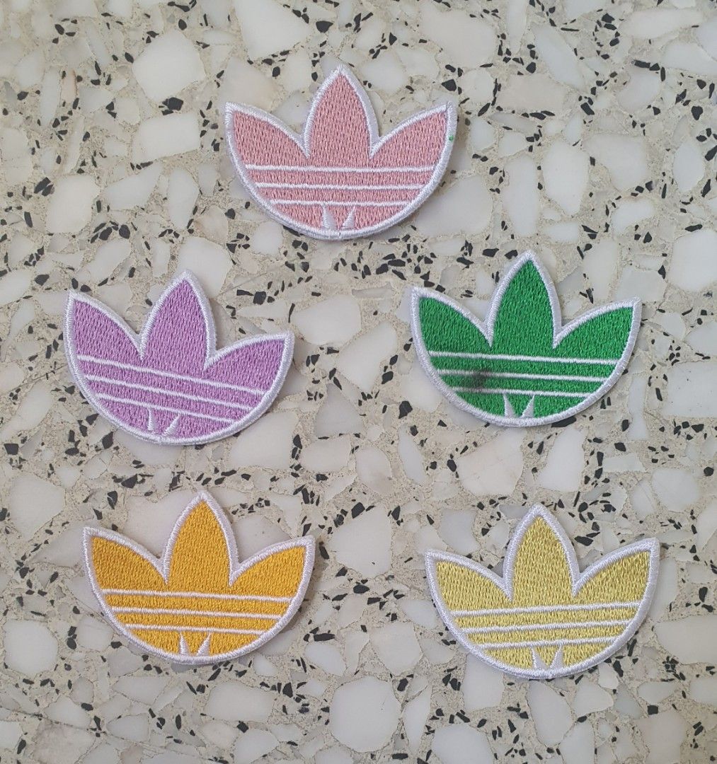 5 pcs Adidas mini logo decoration iron on patch embroidery badge all over patch 3M glue self adhesive bag shirt jacket tee t shirt pants