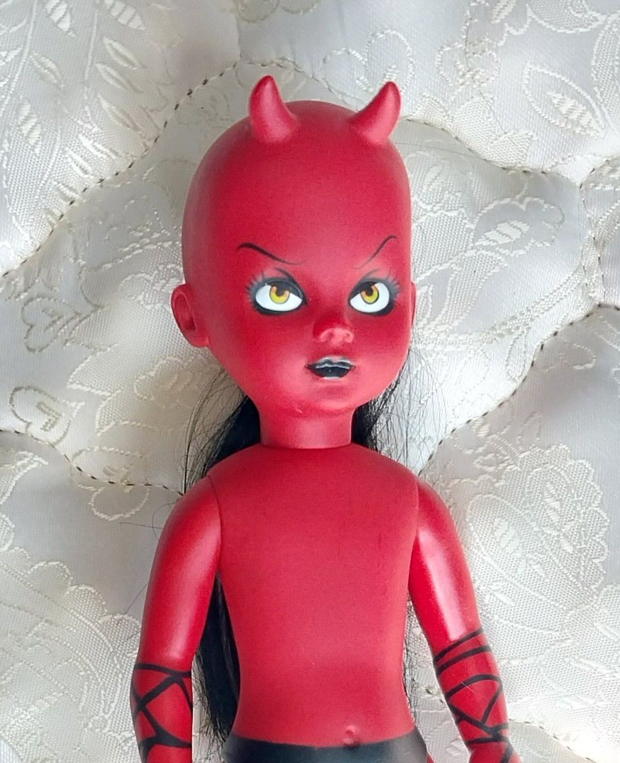 【未開封】LIVING DEAD DOLLS WAR ドール 黙示録　四騎士 Yahoo!オークション - 395 希少 当時物 ドール DOLL きせかえ