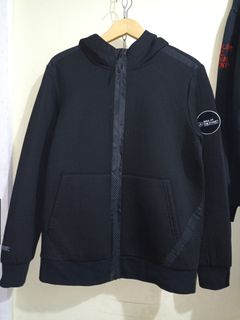 (Kategori: ) berada di . Dikirim oleh zeronine.thrift (ID iklan 1295510457, Gambar 1). Deskripsi: .