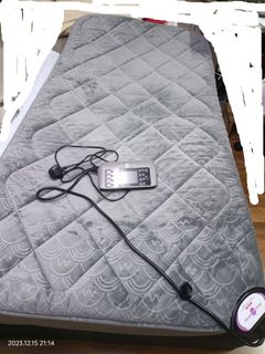 (Category: ) located in . Submitted by cluey (Listing ID 1295452260, Image 1). Description: .