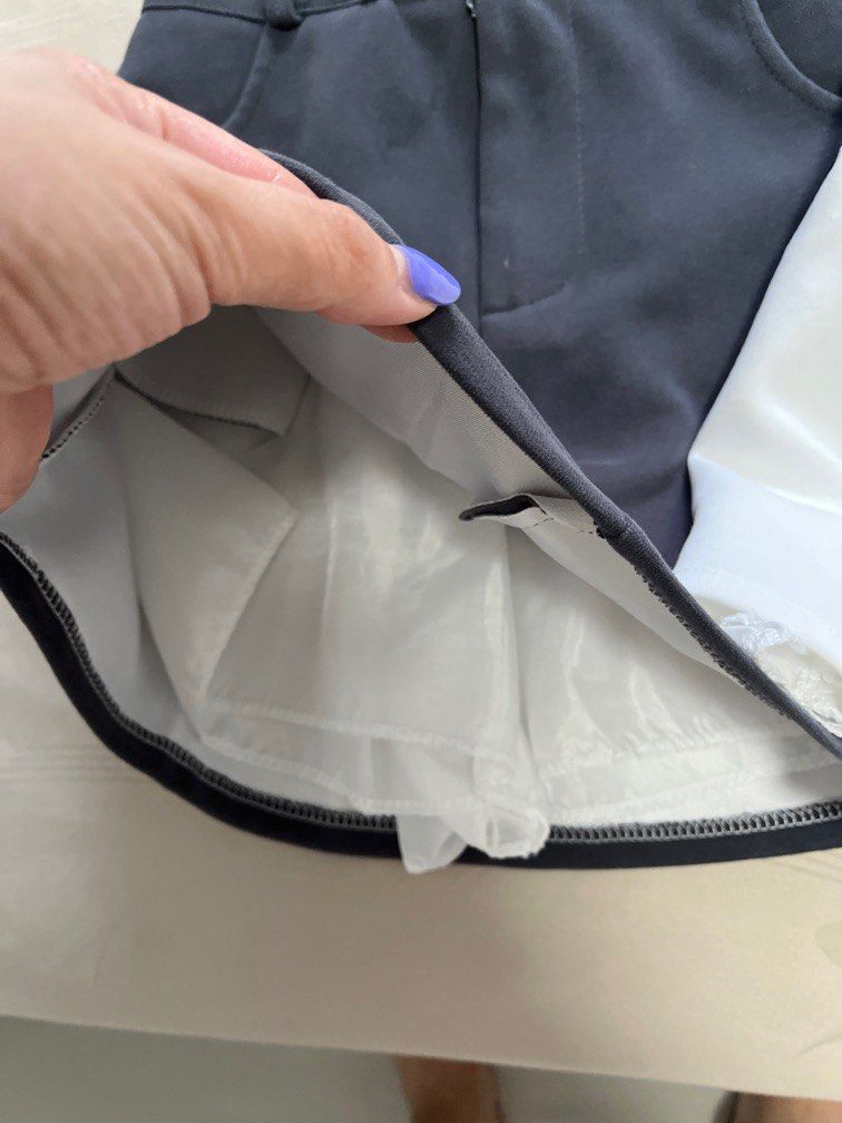 Basic Skorts (Category: Other Bottoms) located in Singapore. Submitted by andreachewm (Listing ID 1295374597, Image 2). Description: Free size, im uk 12 and it fits. .
