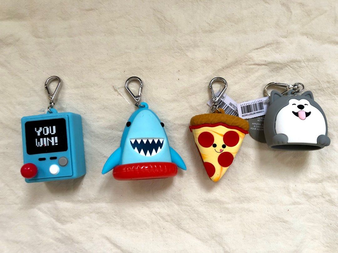Bath and BodyWorks Pocketbac holder (Category: Bath) located in Davao. Submitted by jmcare (Listing ID 1295436325, Image 1). Description: ₱450 each Bone holder ₱800.