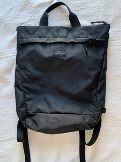 Doughnut black backpack (can fit 15” laptop)