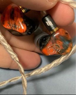 (Category: ) located in . Submitted by ripkobe2468 (Listing ID 1295359531, Image 1). Description: .