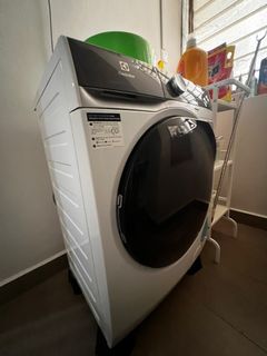 (Category: ) located in . Submitted by valarmorghuliz (Listing ID 1295504034, Image 1). Description: .