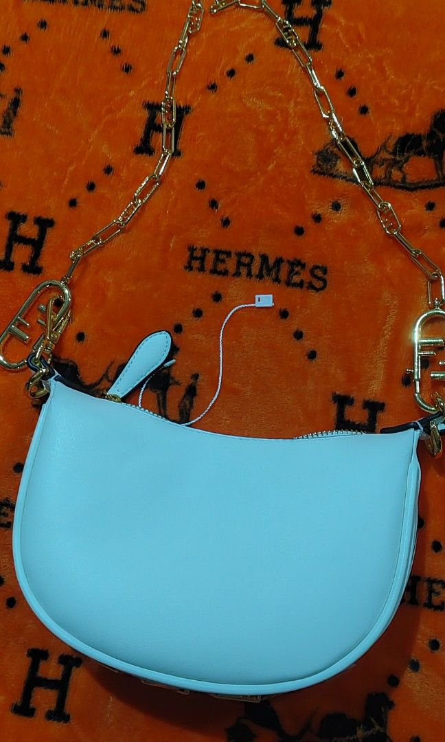 Fendigraphy mini (Category: Shoulder Bags) located in Cainta. Submitted by travisloveshaile (Listing ID 1295474159, Image 1). Description: Mini fendigraphy from Dubai.