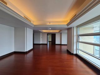 For Rent Discovery Primea Condo at Ayala Makati 4 Bedroom