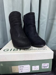 Gibi Ankle Boots