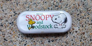 Hallmark Peanuts Snoopy and Woodstock Tin Pencil Case