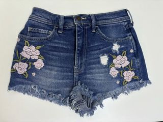 （分類：）位於 。 由 bieberislife 提交（商品編號 1295483935，圖片 1）。簡介： 。
