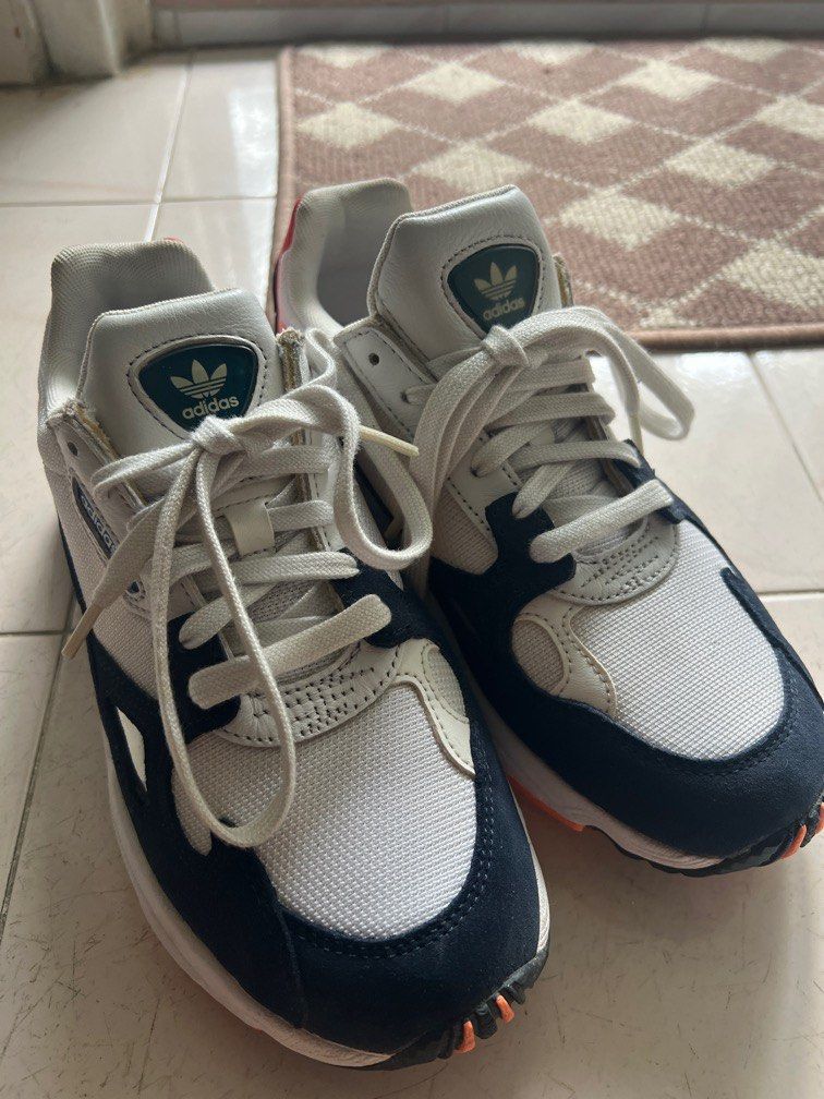 Adidas kylie jenner harga online