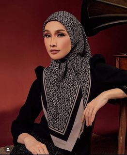 (Category: ) located in . Submitted by asyhta (Listing ID 1295458476, Image 1). Description: .