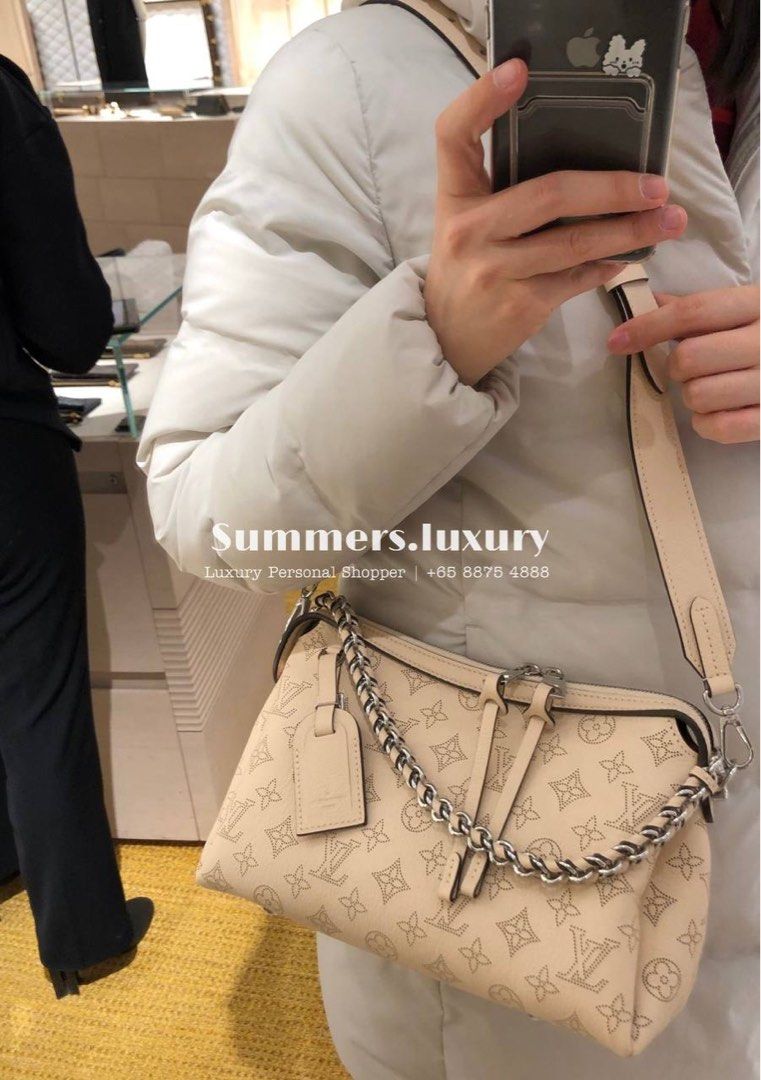 LV Hand it All