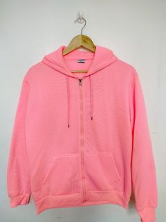 (Category: ) located in . Submitted by the_wrdrb (Listing ID 1295402823, Image 1). Description: .