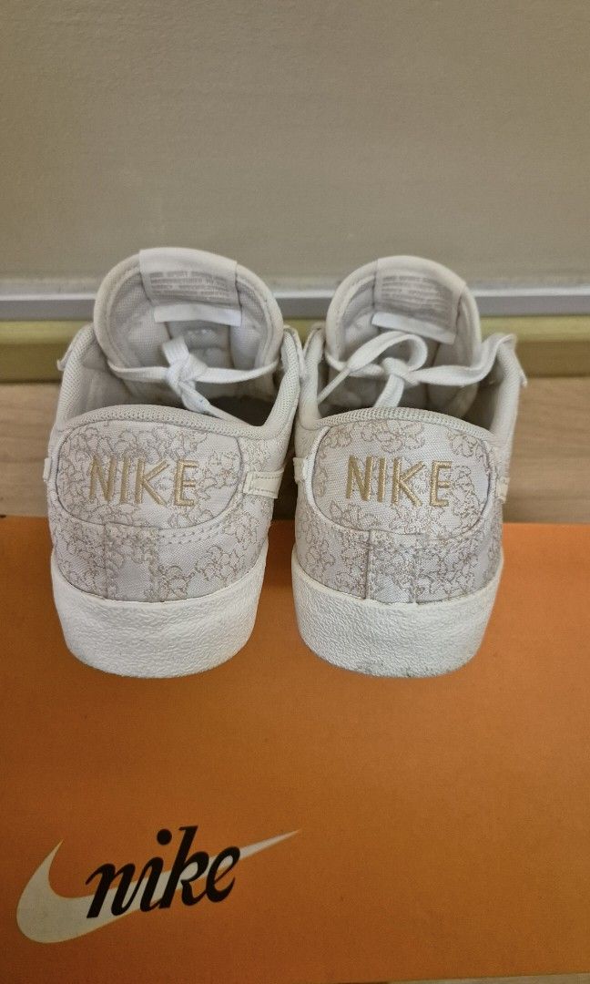 Original Nike Blazer Low 77 SE, Women's Fashion, Footwear