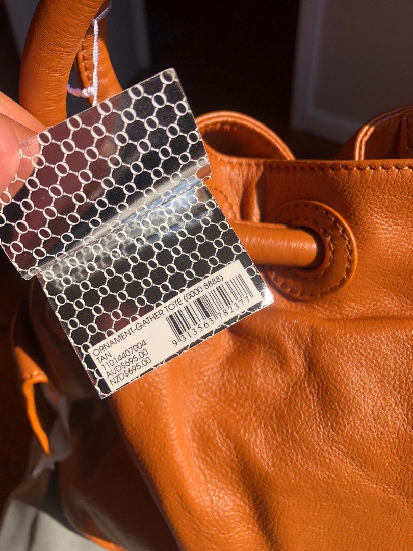 OROTON BRAND NEW (Category: Women's Bags & Wallets) located in Melbourne. Submitted by drwaleedg92823 (Listing ID 1295377079, Image 2). Description: Rrp mentioned Brand new with tags .
