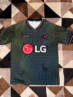 (Category: ) located in . Submitted by bfourtygarments (Listing ID 1295447541, Image 1). Description: .