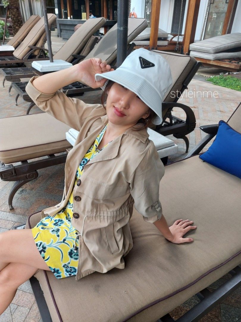 Prada Bucket Hat Topi Nylon White Black Putih Hitam