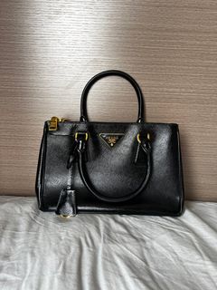 （分類：）位於 。 由 bymrsching 提交（商品編號 1295364677，圖片 1）。簡介： 。