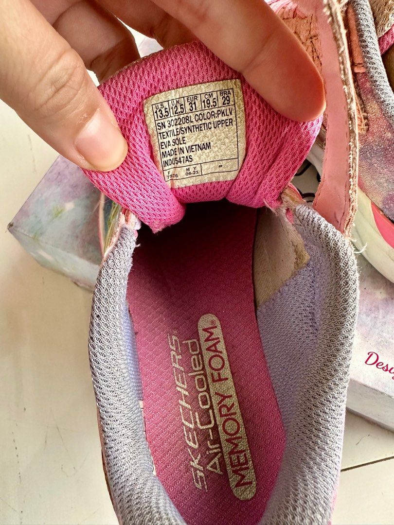 Skechers vietnam hakko sale