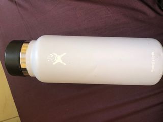 Selling hydroflask