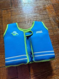 Zoggs Swim floater. Life vest.