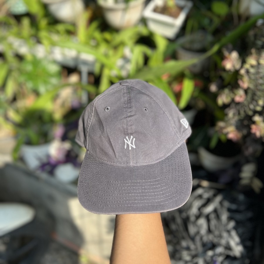 Topi NY Original New Era Logo, Fesyen Pria, Aksesoris, Topi di Carousell
