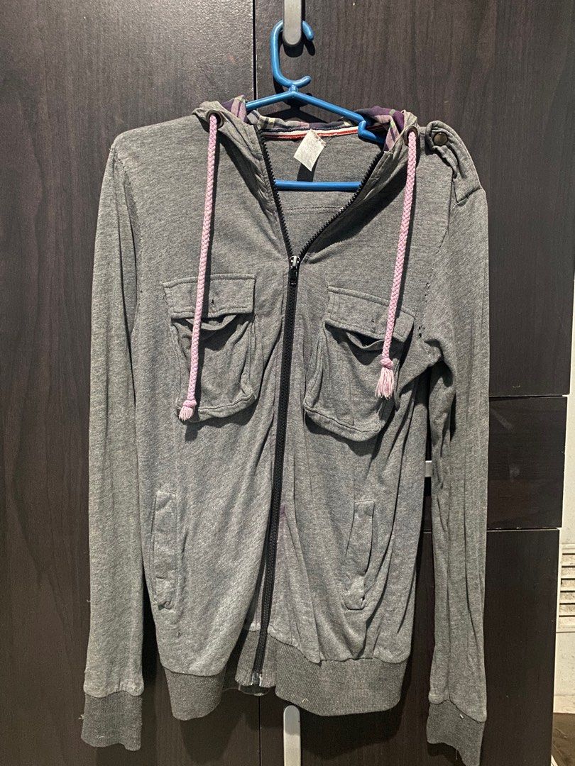 Topman jacket (Category: Coats, Jackets and Outerwear) located in Manila. Submitted by chemit97 (Listing ID 1295359232, Image 1). Description: Authentic garment Please manage your expectation since this is stored inside the cabinet for quite some time.
