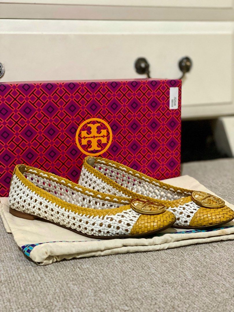 tory burch chelsea woven size 6.5 Fesyen Wanita Sepatu di Carousell
