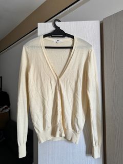 (Category: ) located in . Submitted by syadopreloved (Listing ID 1295377023, Image 1). Description: .