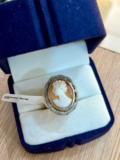 Vintage Italian Conch Shell Cameo Ring