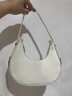 White bag from lovito