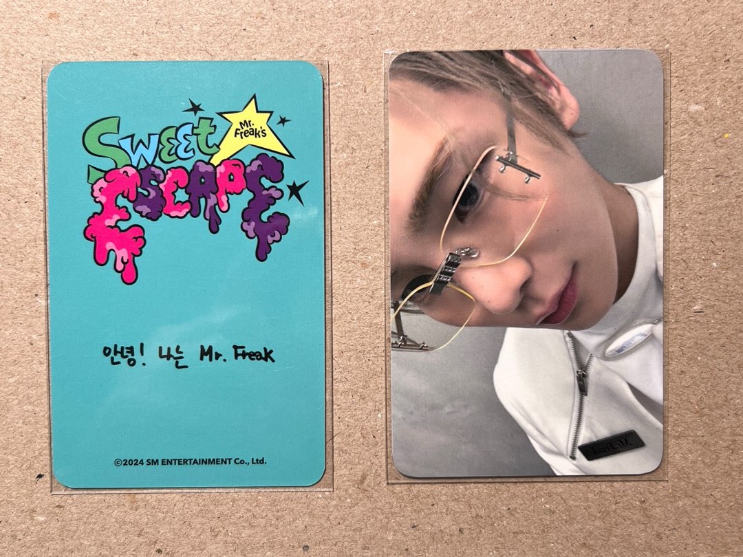SHINee KEY POP-UP 新し Sweet Escape ポーチキーリング