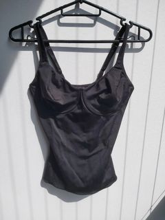 (Category: ) located in . Submitted by seafoamy (Listing ID 1295431925, Image 1). Description: .