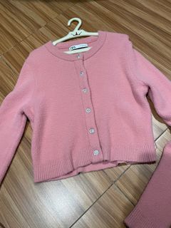 (Category: ) located in . Submitted by shopbykrish_ (Listing ID 1295397525, Image 1). Description: .