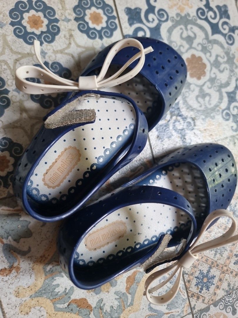 MINI MELISSA Navy Pumps Size 9 Babies Kids Babies Kids Fashion on Carousell