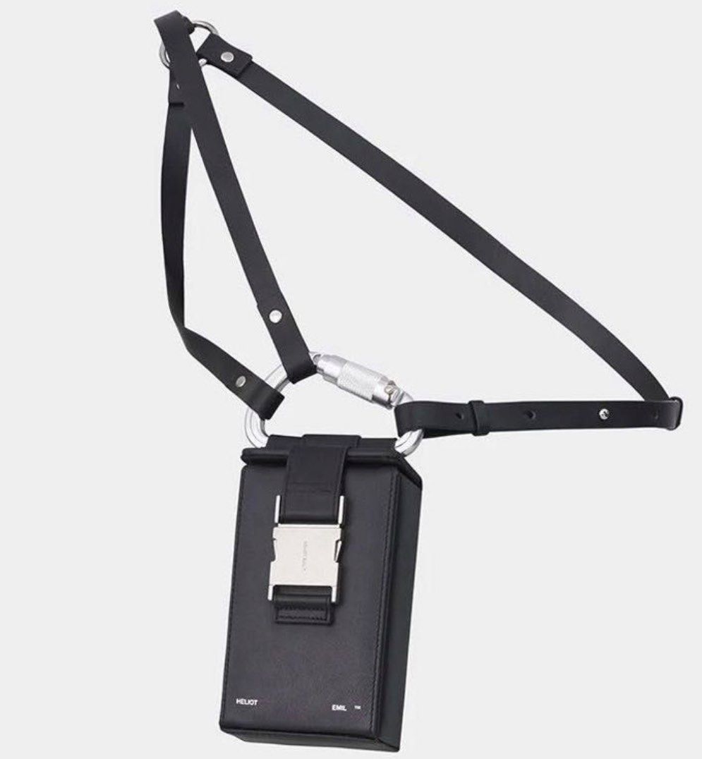 Authentic Heliot Emil Carabiner Sling bag (Category: Sling Bags) located in Quezon City. Submitted by patpat10 (Listing ID 1295528641, Image 3). Description: Authentic Heliot Emil Carabiner Sling bag WYSIWYG.